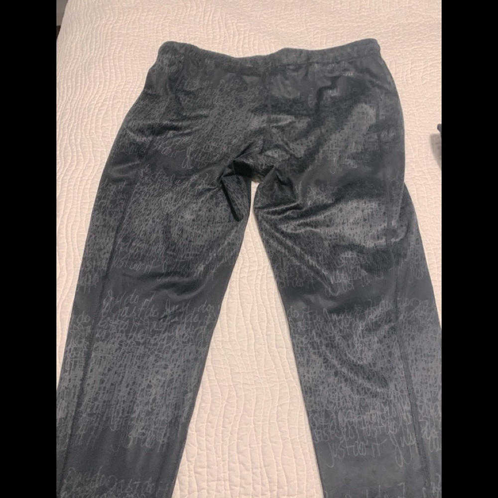 Size XL Nike pro leggings Black full length with JDI graffiti all over in grey
